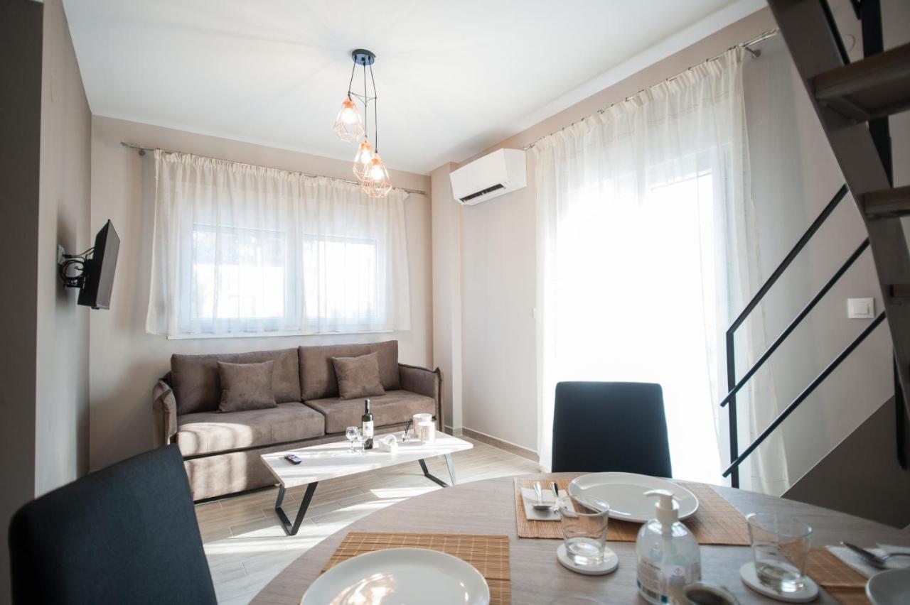 Niki'S Apartments Peraia  Екстер'єр фото