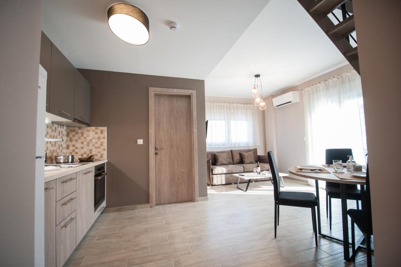 Niki'S Apartments Peraia  Екстер'єр фото