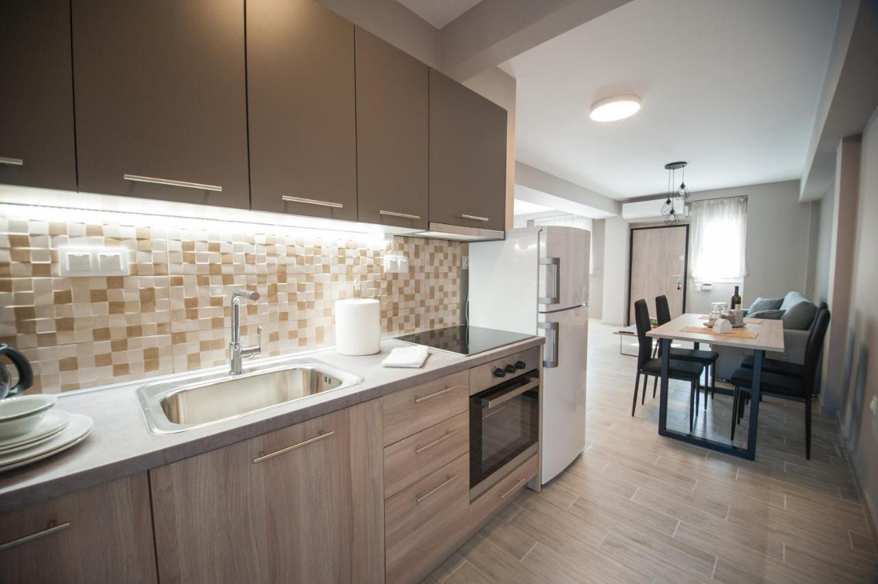 Niki'S Apartments Peraia  Екстер'єр фото